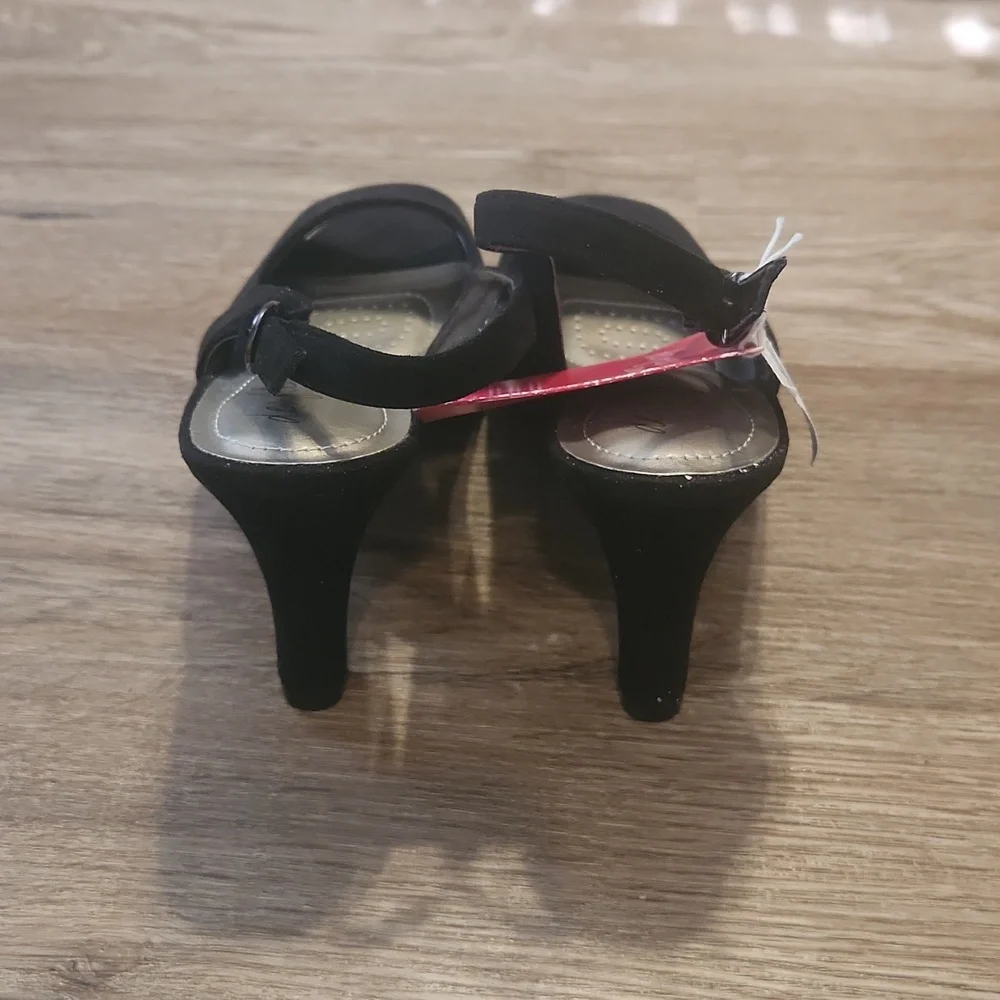 Womens NWT Deflex Comfort Heels - Picture 3 of 6